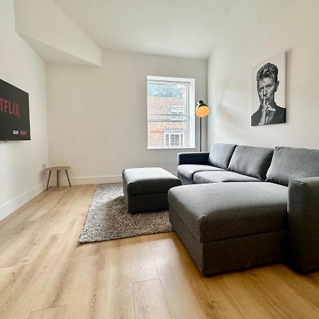 Fountain Apartment No 1 With Free Parking York Extérieur photo
